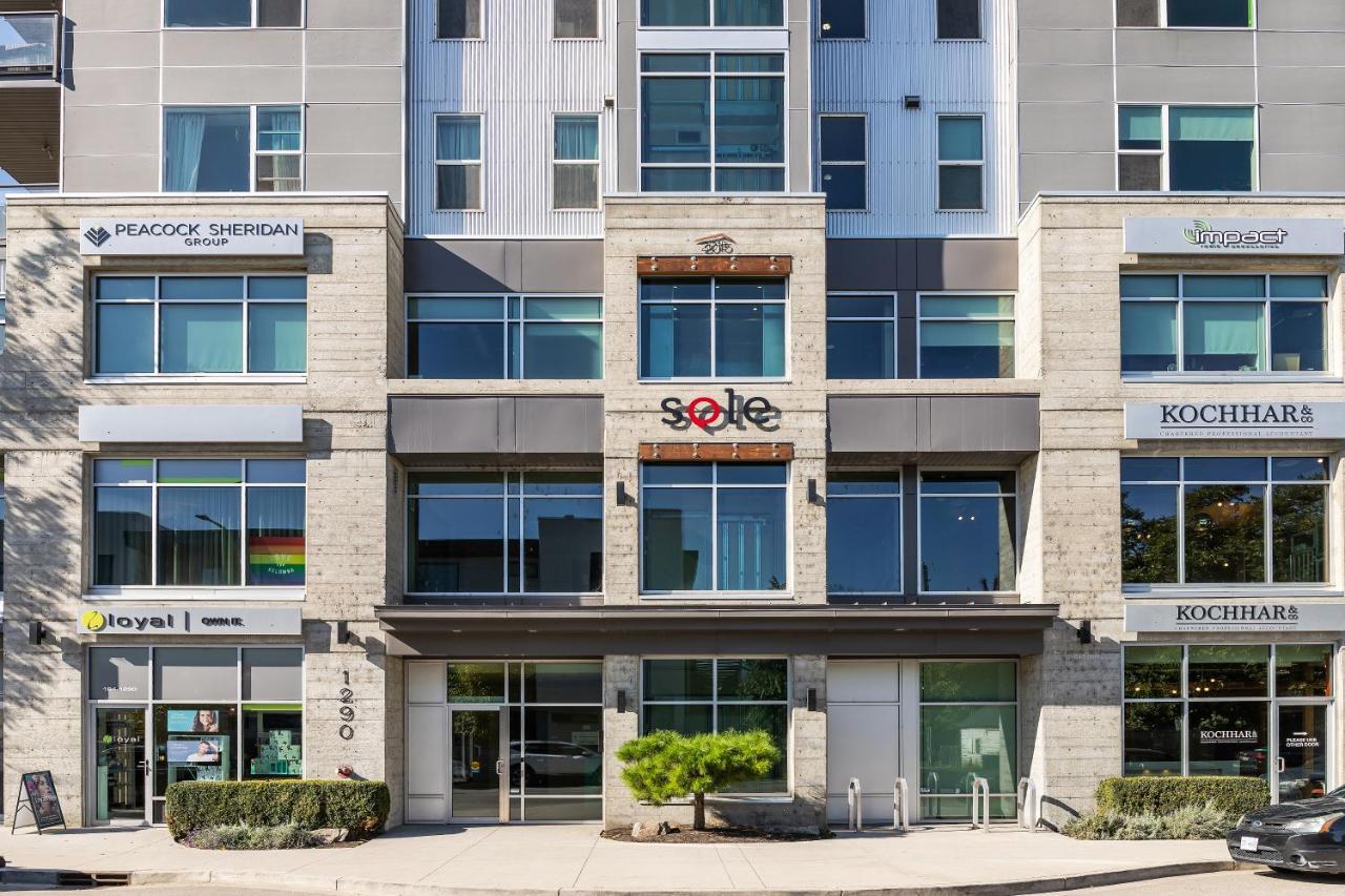 Corner Nest - Luxury Brand New Top Floor 2Bedroom Condo Kelowna Ngoại thất bức ảnh