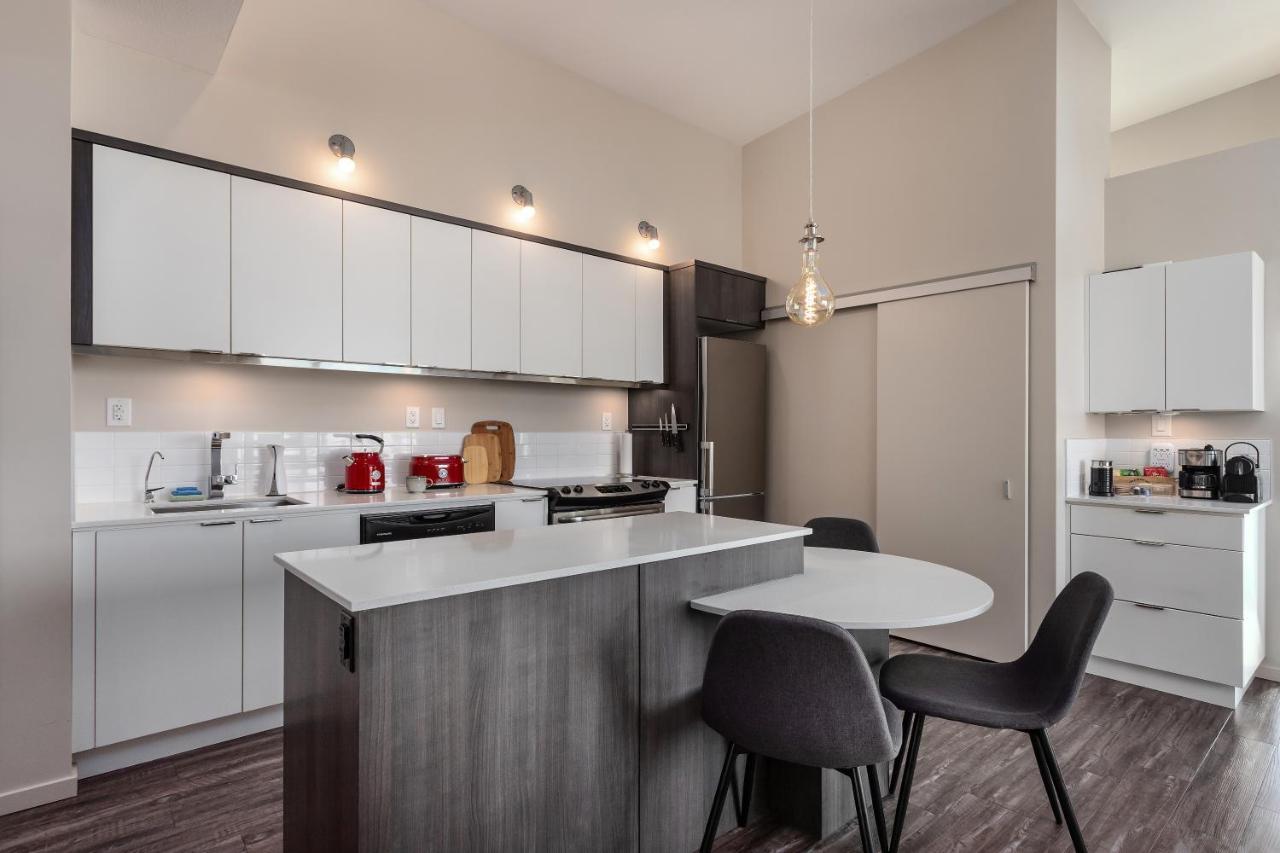 Corner Nest - Luxury Brand New Top Floor 2Bedroom Condo Kelowna Ngoại thất bức ảnh